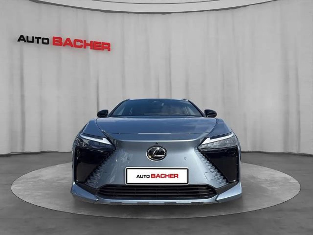 Lexus RZ