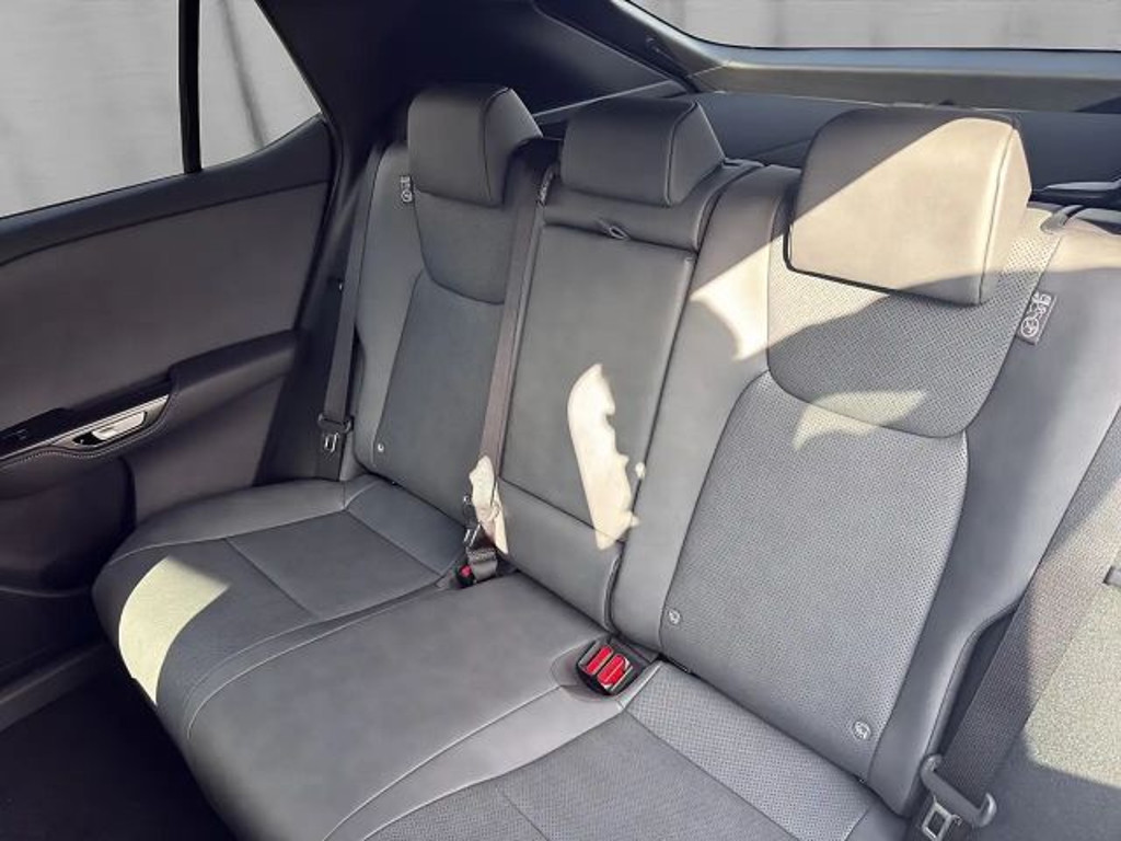 Lexus RZ