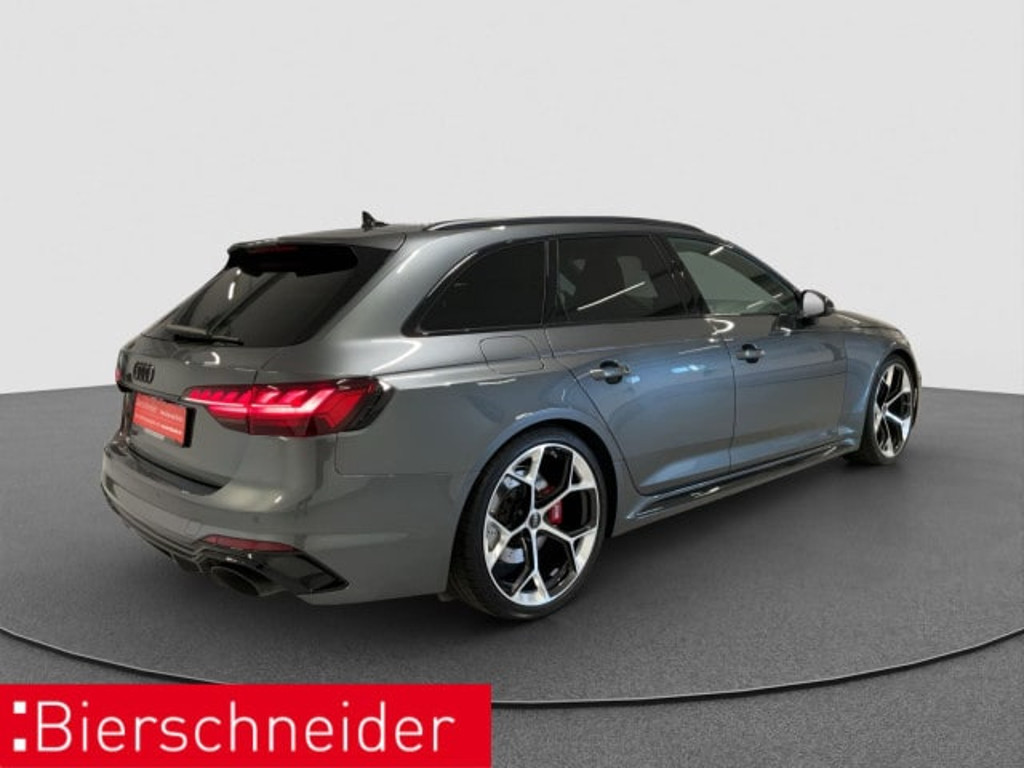 Audi RS4