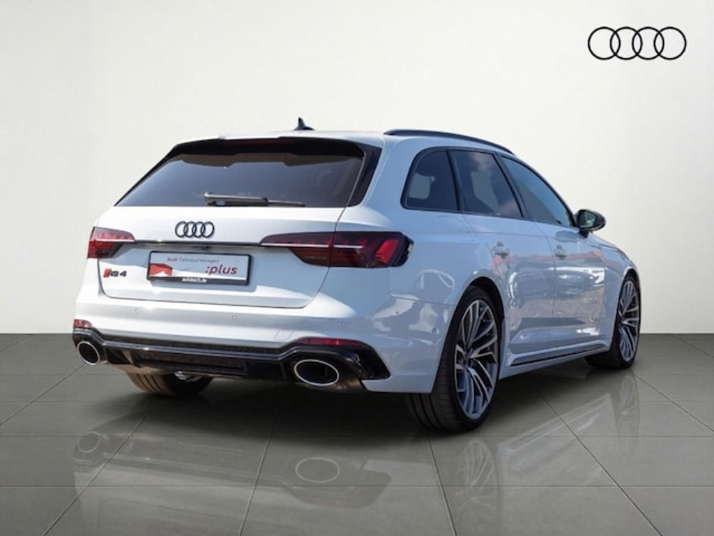 Audi RS4
