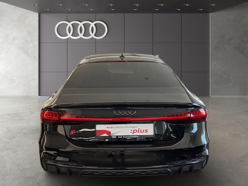 Audi S7