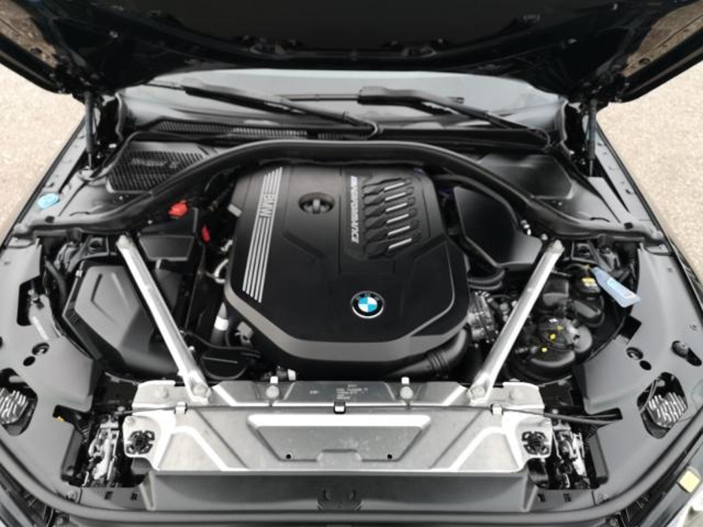 BMW M440