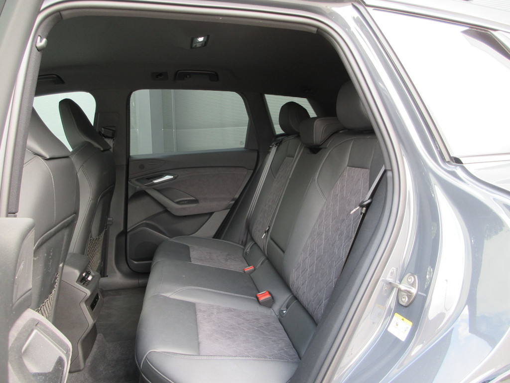 Audi SQ6 e-tron