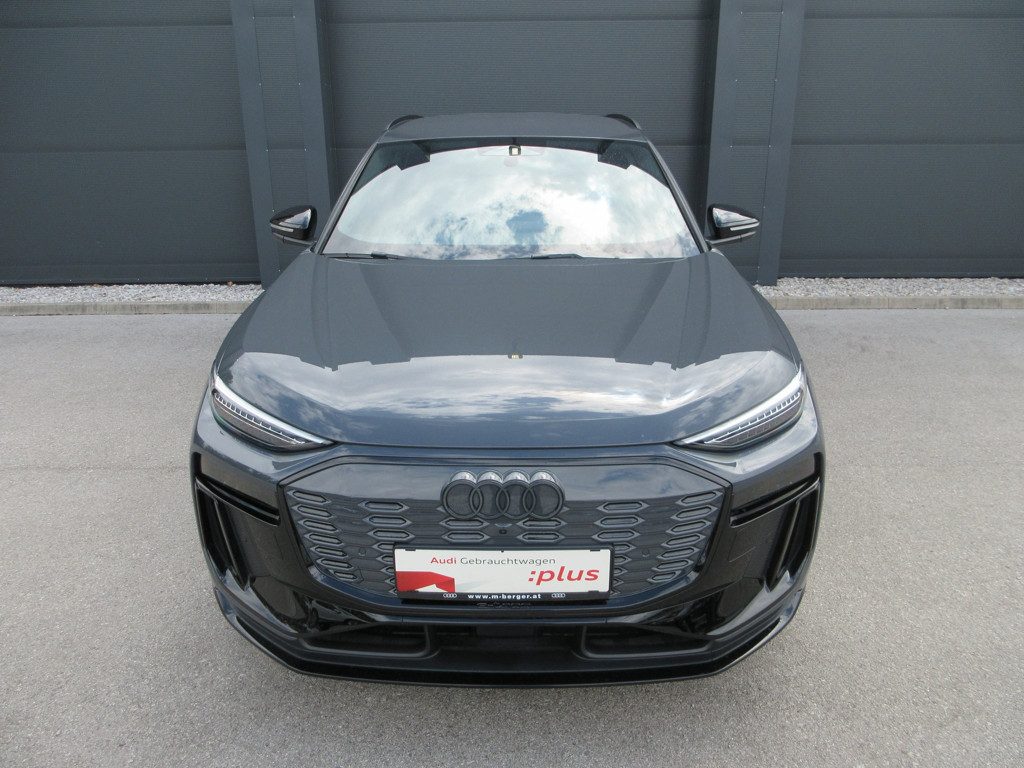 Audi SQ6 e-tron