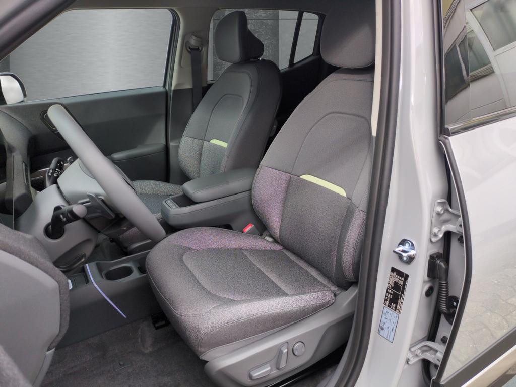 Kia EV2