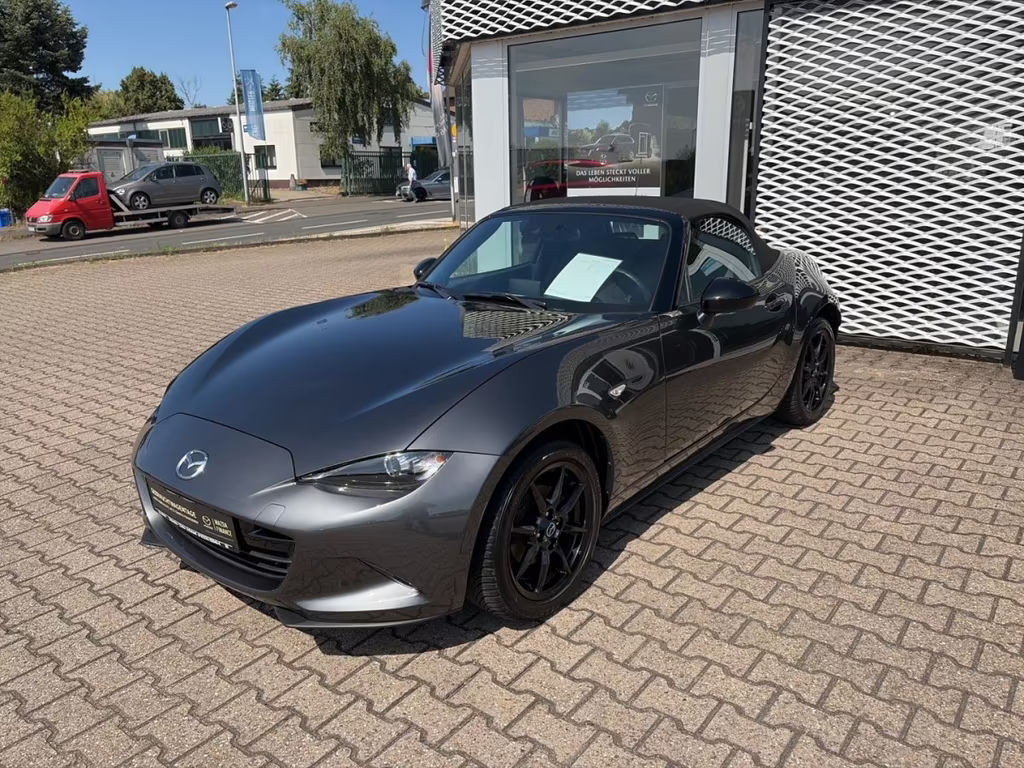 Mazda MX-5 SkyActiv