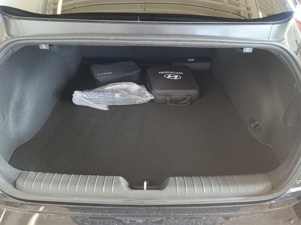 Hyundai IONIQ 6 UNIQ Vierwielaandrijving 4WD