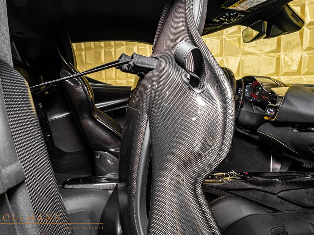 Ferrari 296