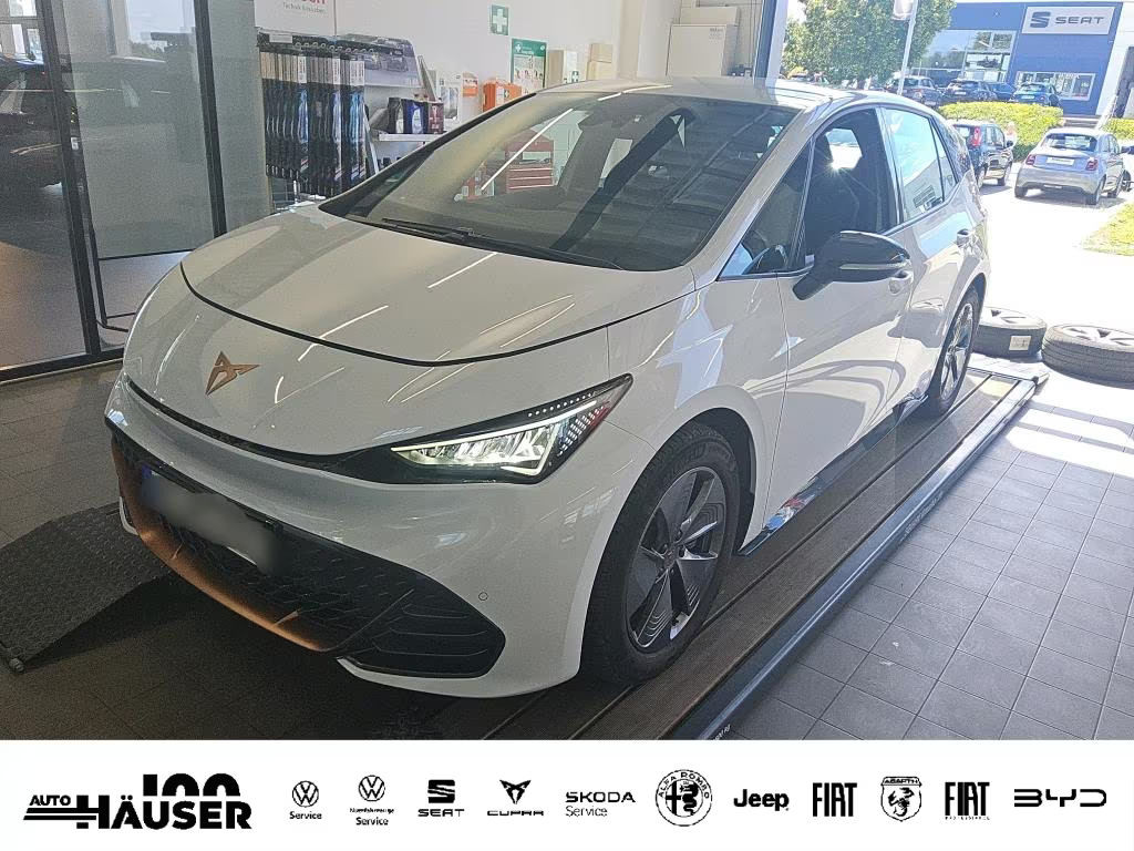 Cupra Born 62 kWh WÄRMEPUMPE NAVI KAMERA ACC LED