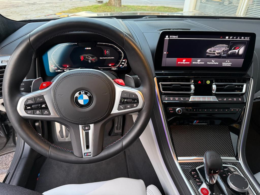 BMW M8