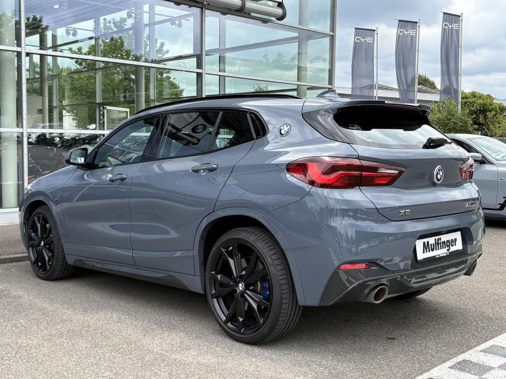 BMW X2