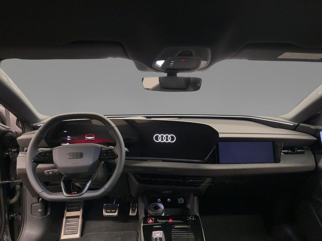 Audi S6 e-tron