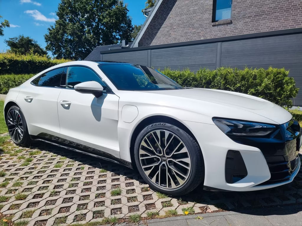 Audi e-tron GT