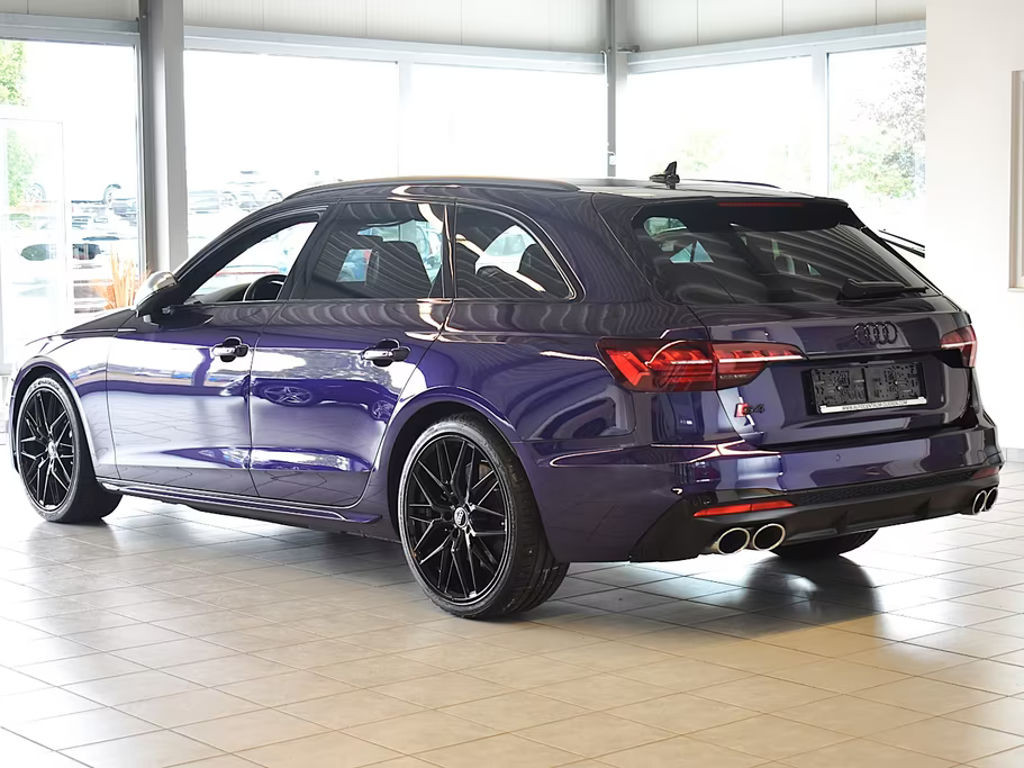 Audi S4