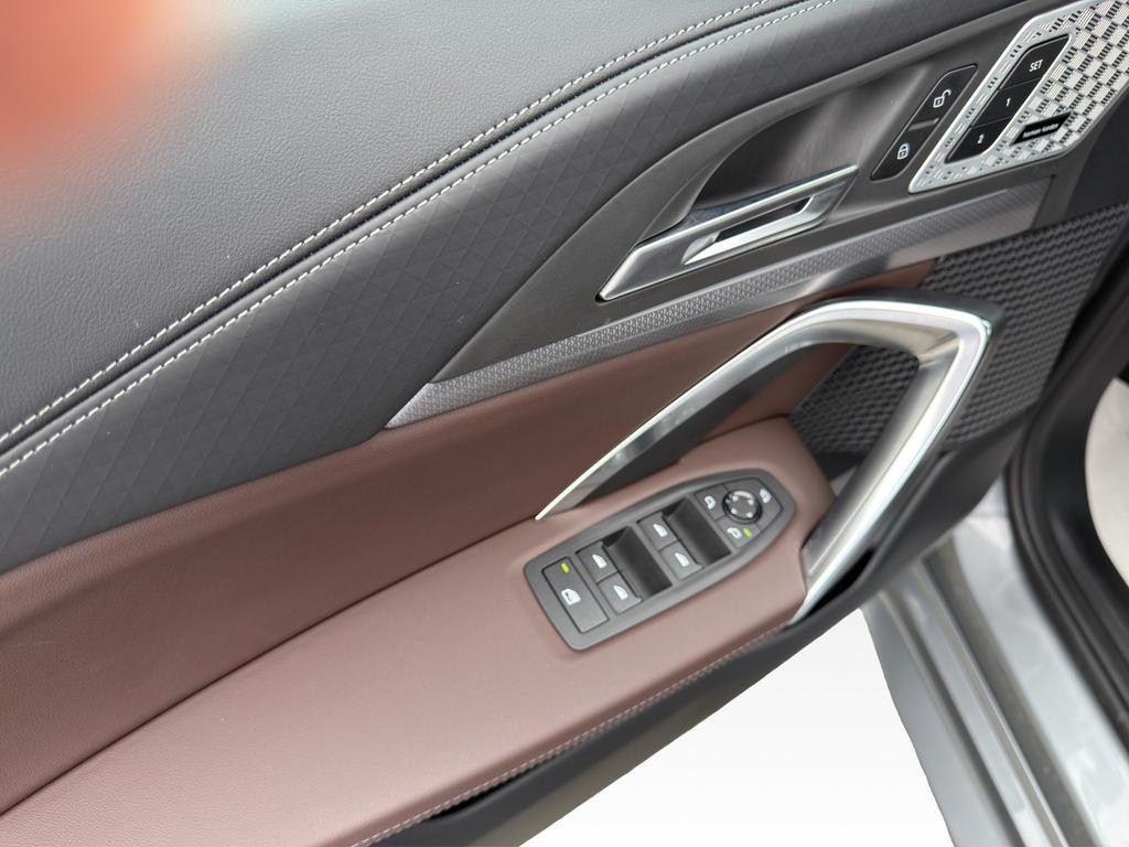 BMW iX2