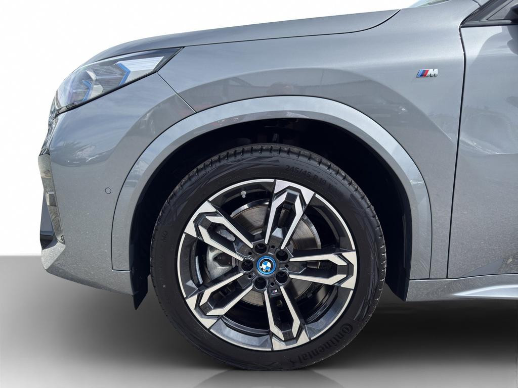 BMW iX2