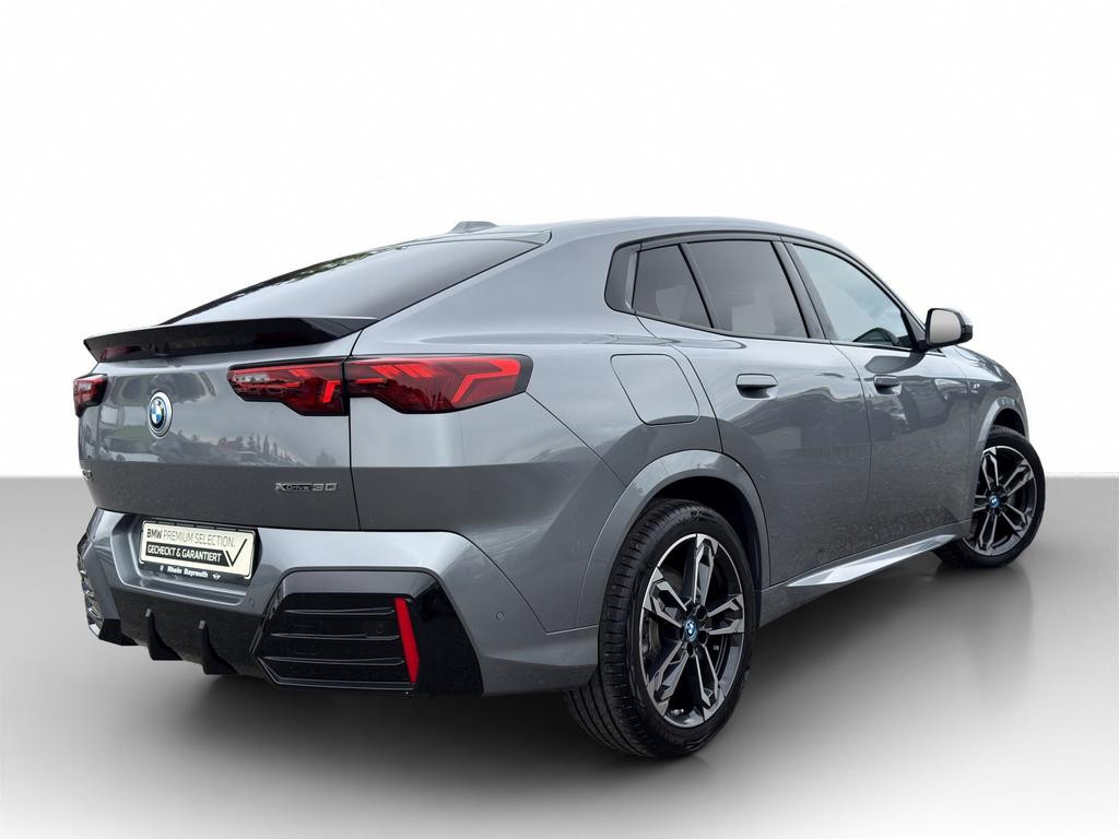 BMW iX2