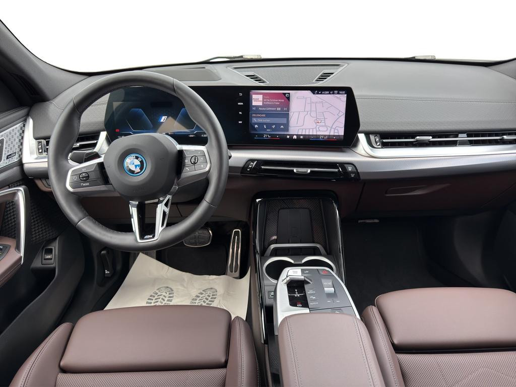 BMW iX2