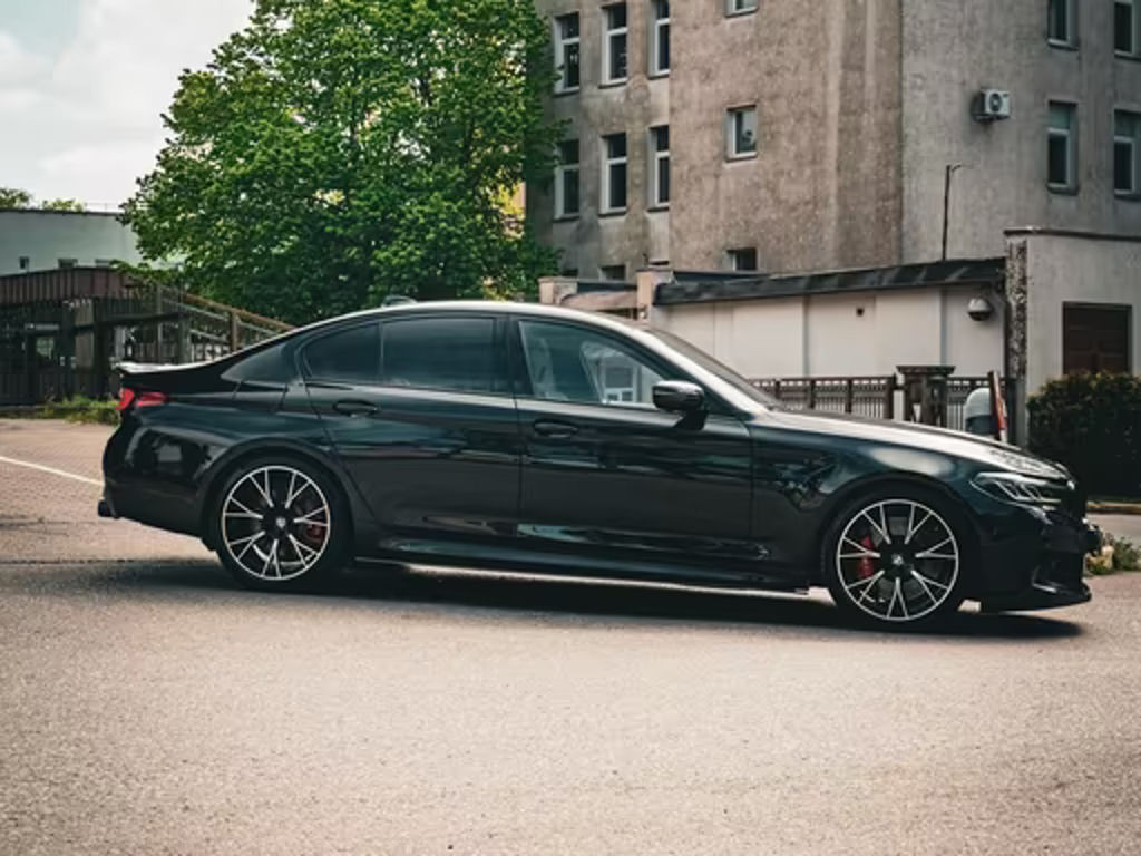 BMW M5