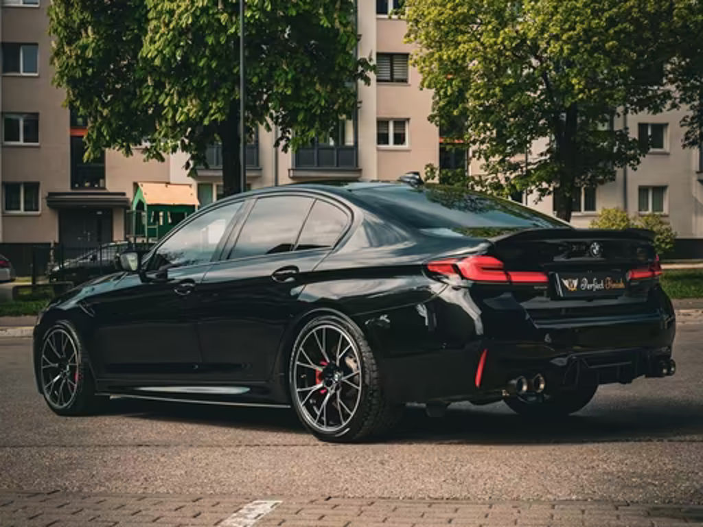 BMW M5