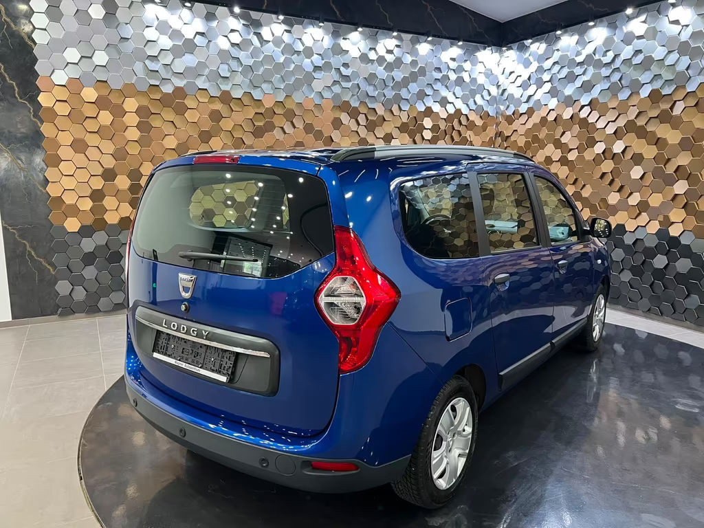 Dacia Lodgy