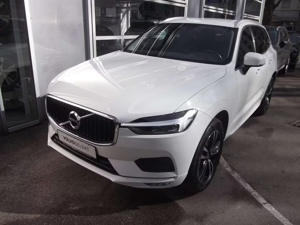 Volvo XC60 Momentum