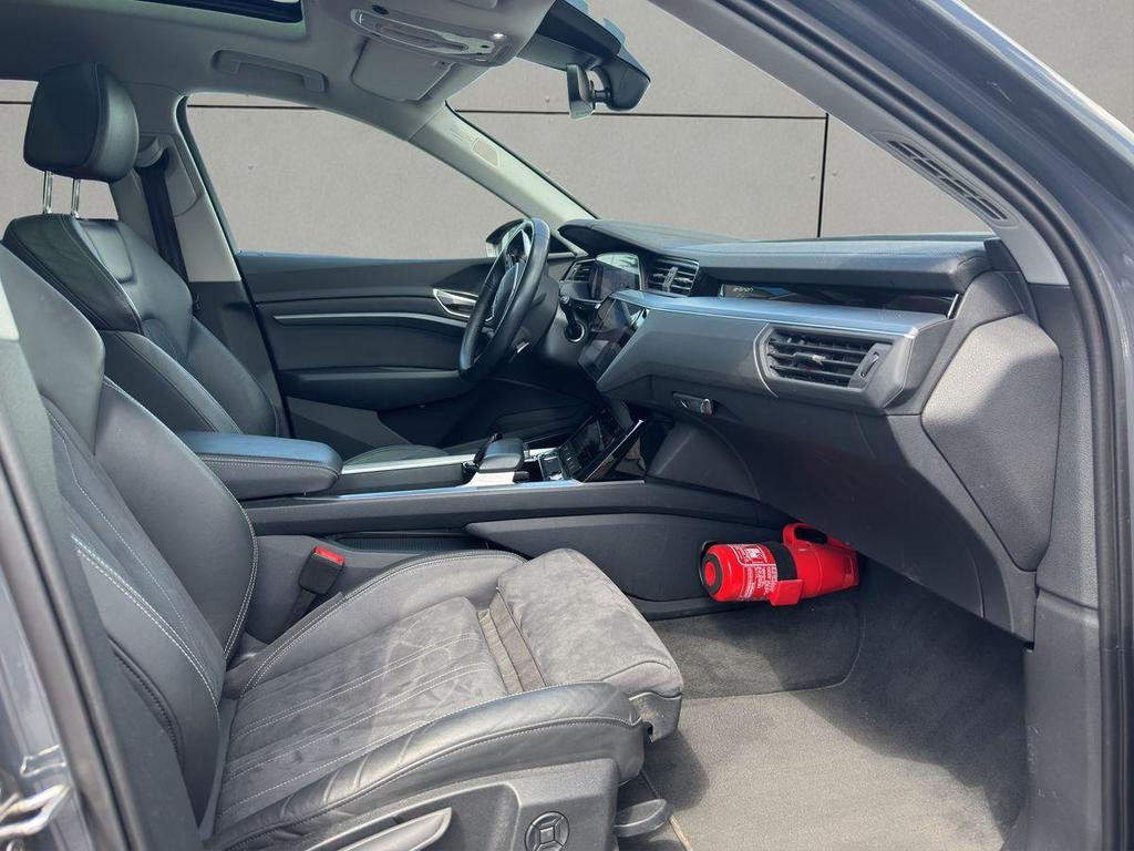 Audi Q8 e-tron