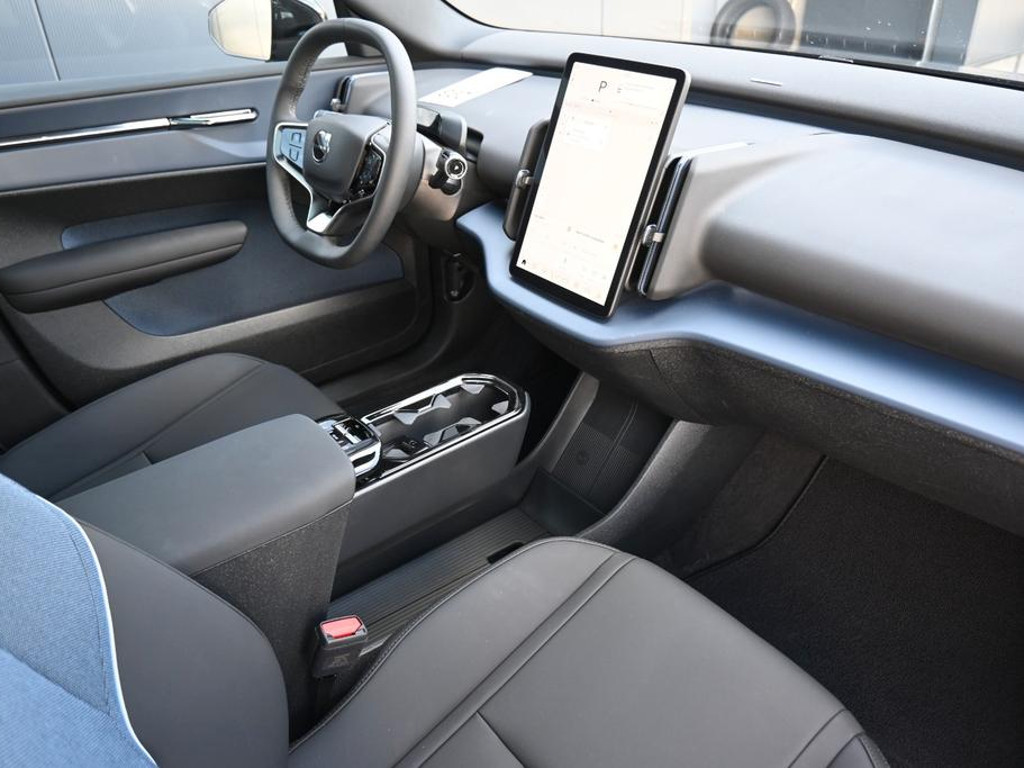 Volvo EX30