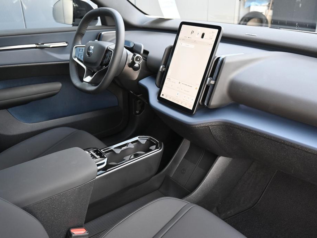 Volvo EX30