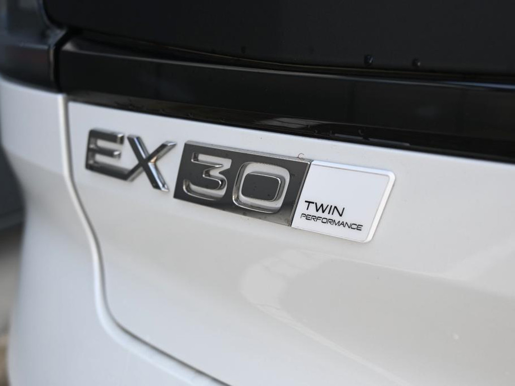 Volvo EX30