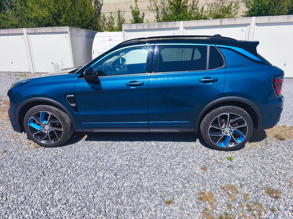 Lynk&Co 01