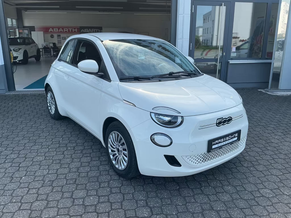 Fiat 500e 42 kWh