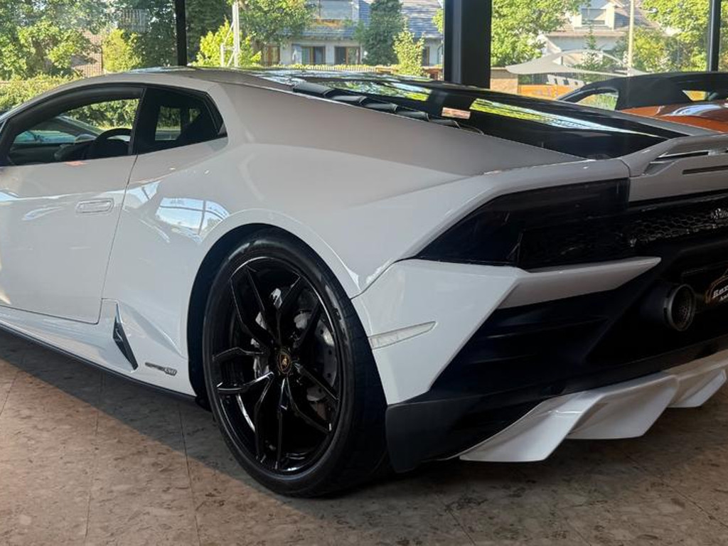 Lamborghini Huracan