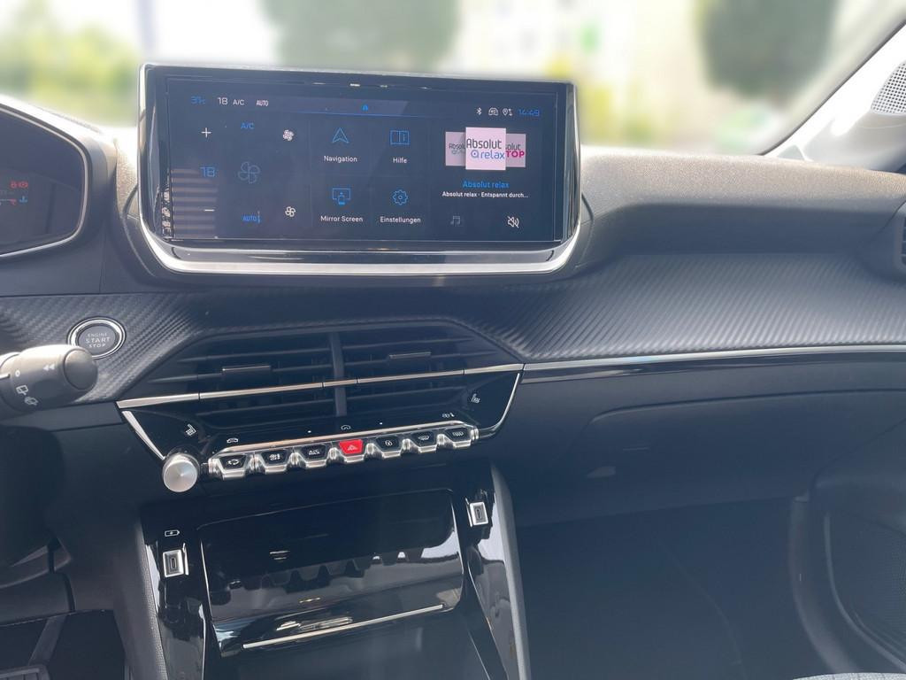 Peugeot e-208