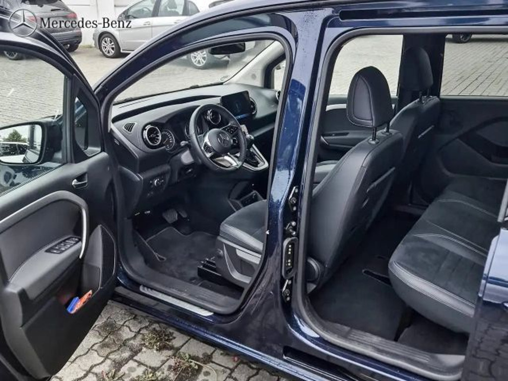 Mercedes-Benz T 180