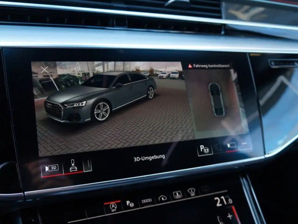 Audi S8