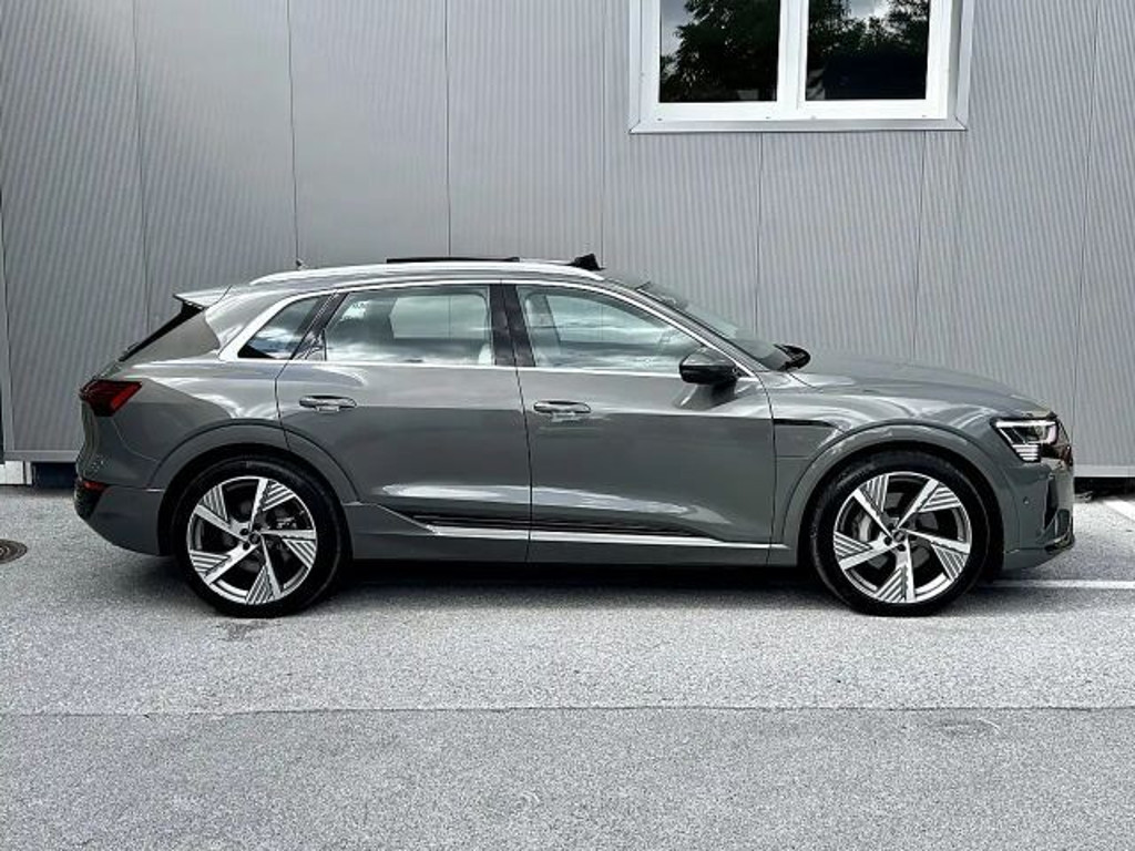 Audi Q8 e-tron