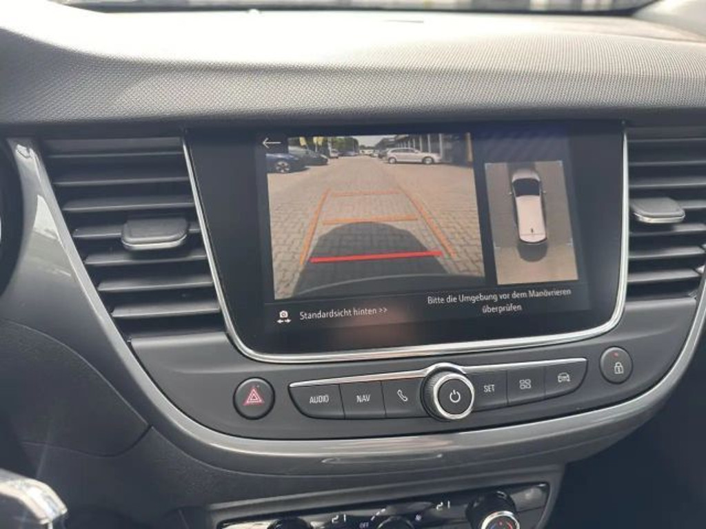 Opel Crossland X