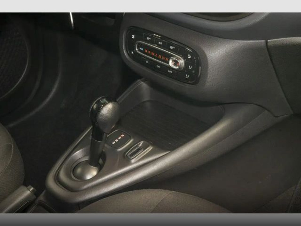 Smart EQ forfour