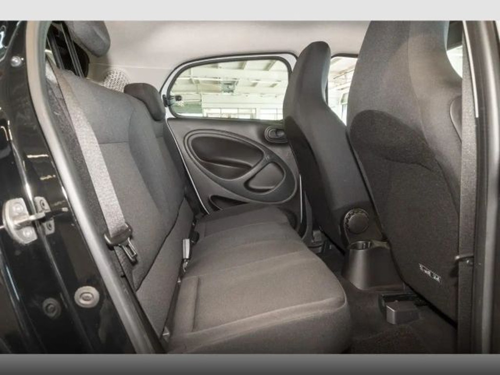 Smart EQ forfour
