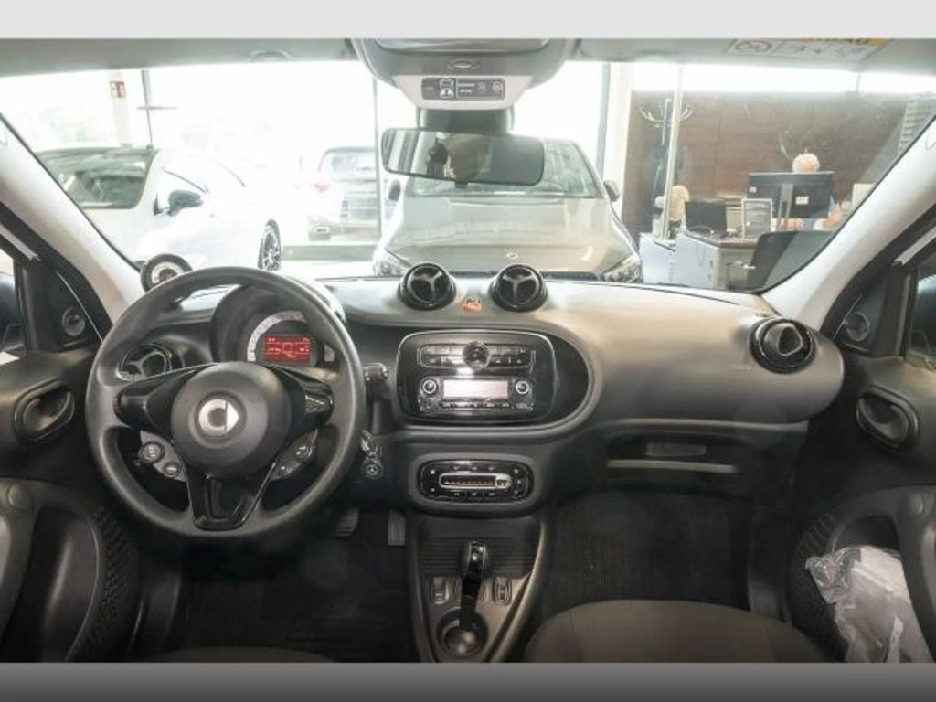 Smart EQ forfour
