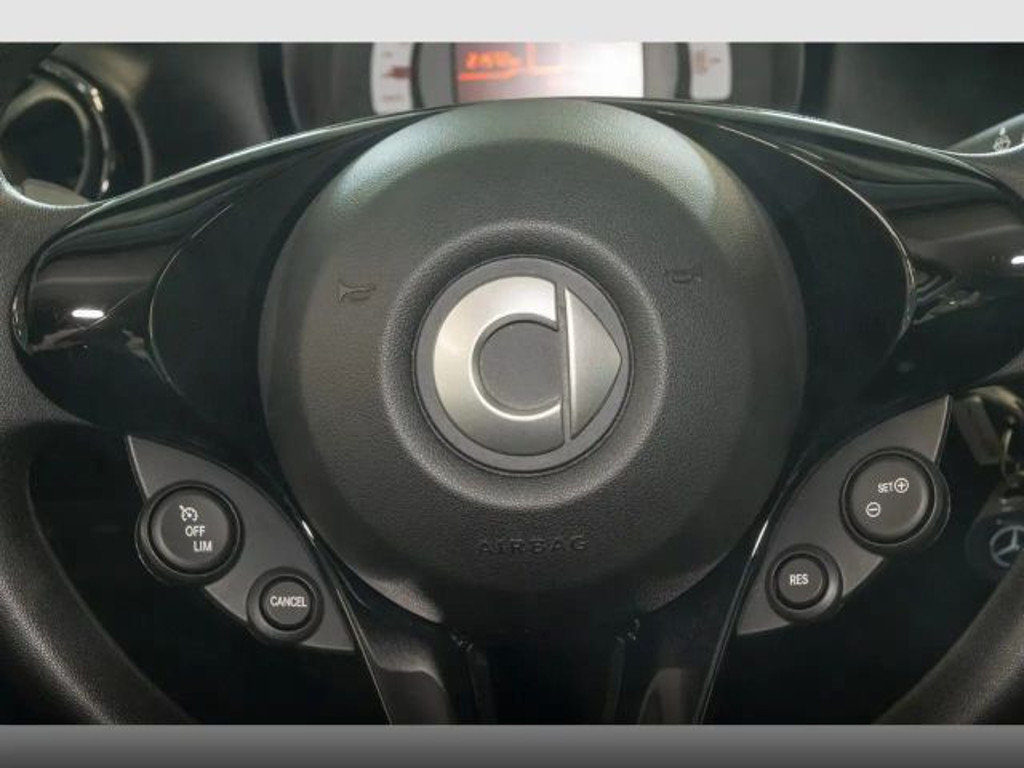 Smart EQ forfour
