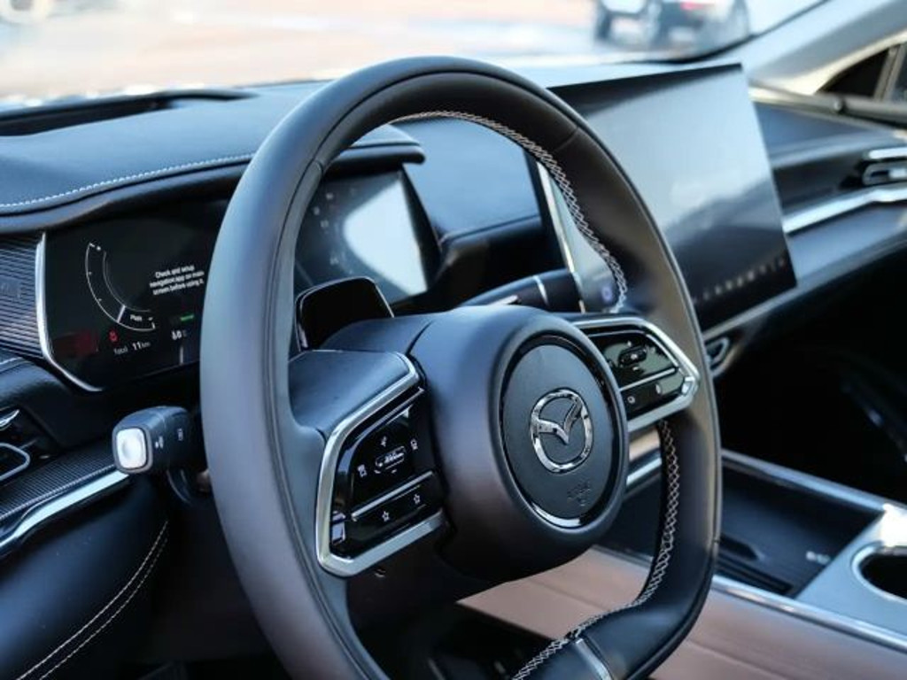 Mazda 6e