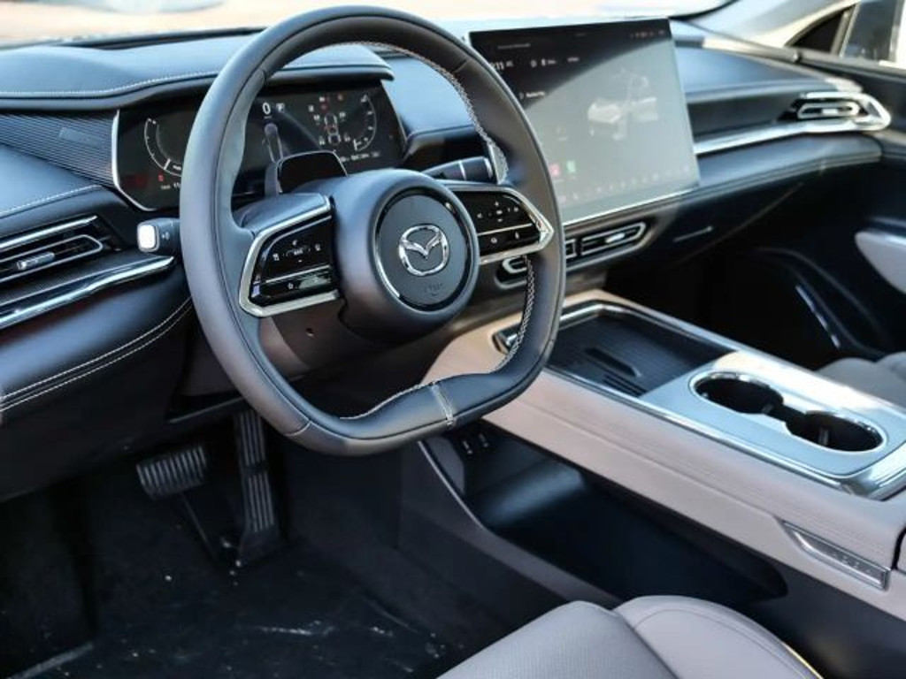 Mazda 6e