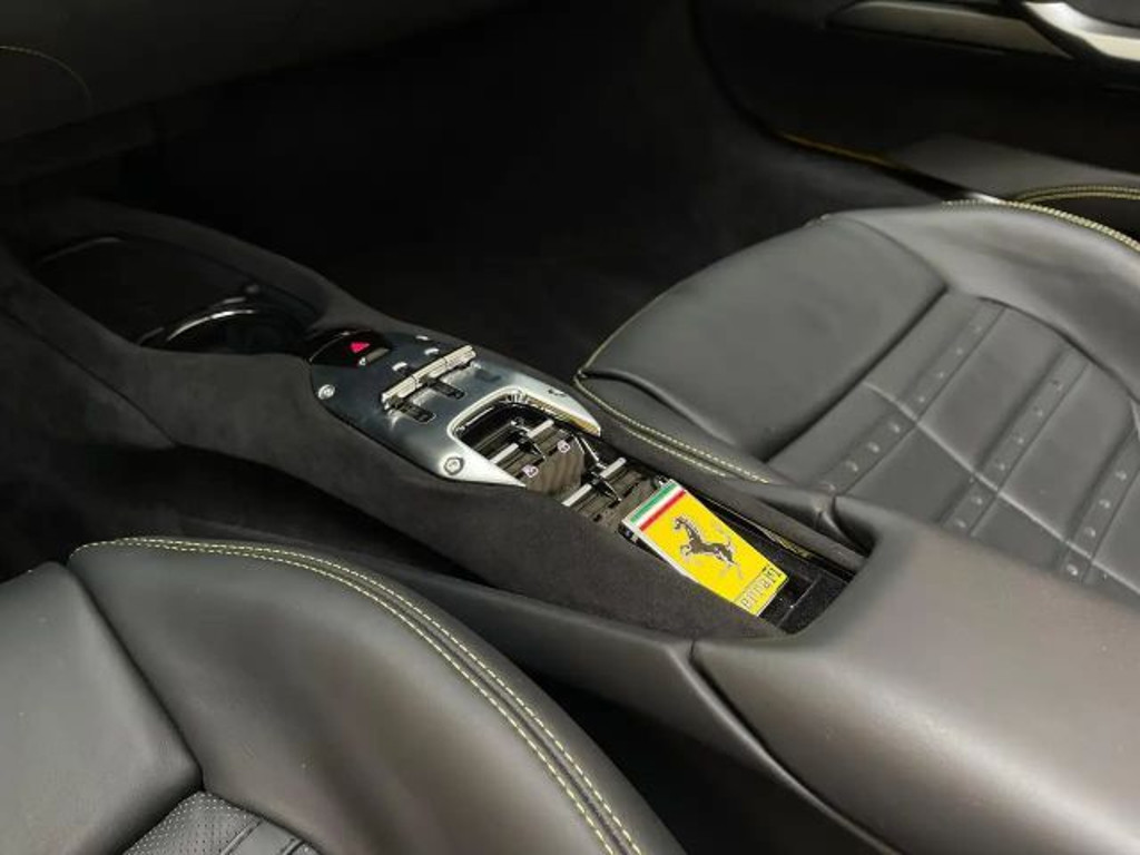 Ferrari 296