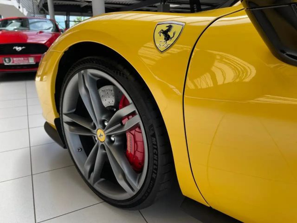 Ferrari 296