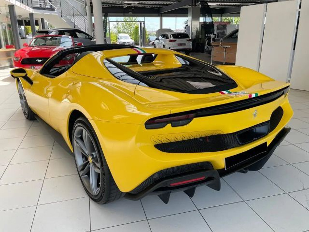 Ferrari 296