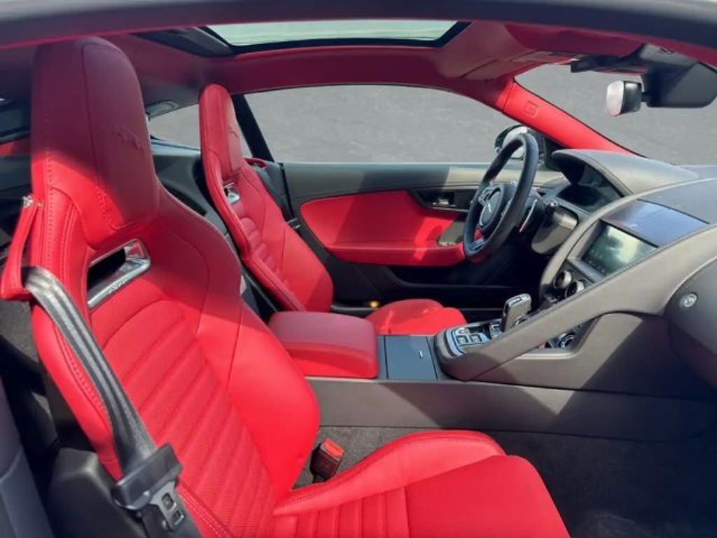 Jaguar F-Type