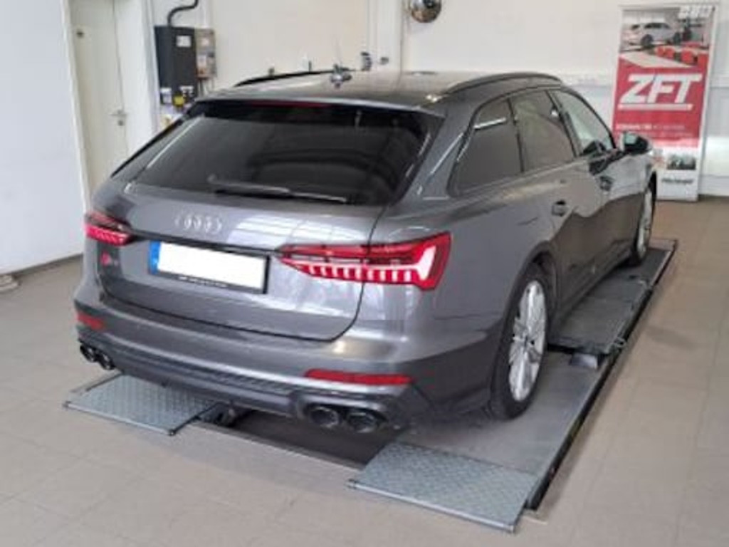 Audi S6