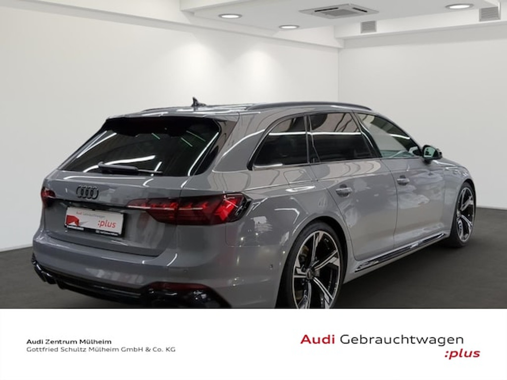 Audi RS4